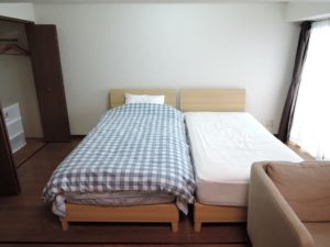 シングルベッド2つ