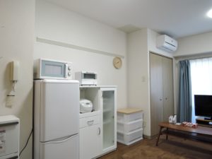 冷蔵庫・食器棚